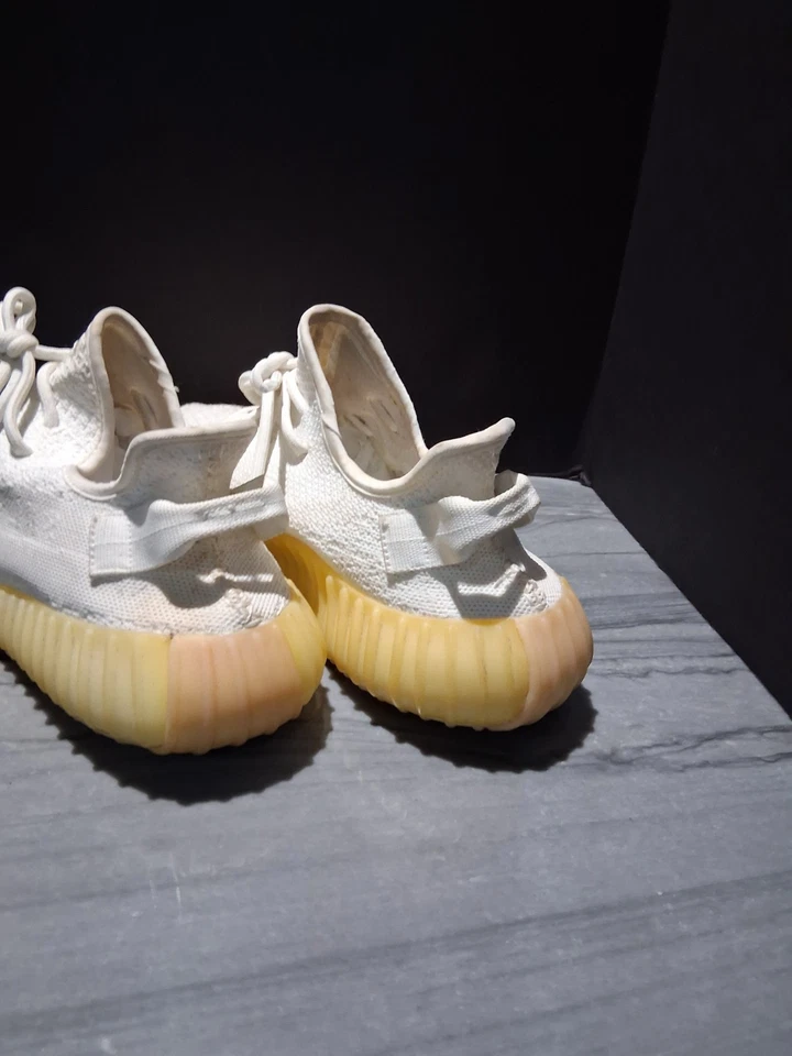 Talla 11 - Adidas Yeezy Boost 350 V2 Bajo Sésamo Sin CAJA Kanye West Envío Rápido  Foto 4 de 4
