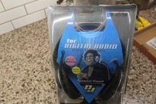 JVC HA-V570   Stereo Headphones -- Open Box