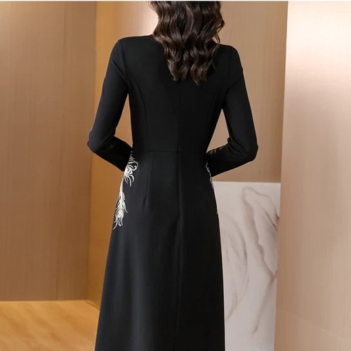 Women Qipao Long Sleeve Floral Chinese Style Dress Slim Fit Long Cheongsam Dress - Picture 5 of 11