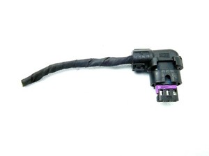 4F0973703  Flachkontaktgehäuse mit Kontaktverriegelung VW Audi Seat Skod