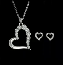 NEW WOMEN'S SILVER-TONE RHINESTONE CRYSTAL HEART NECKLACE AND EARRING SET