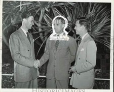 1947 Press Photo Coach Jess Neely & Ralph H. Dawson, Winner Orange Bowl Tickets