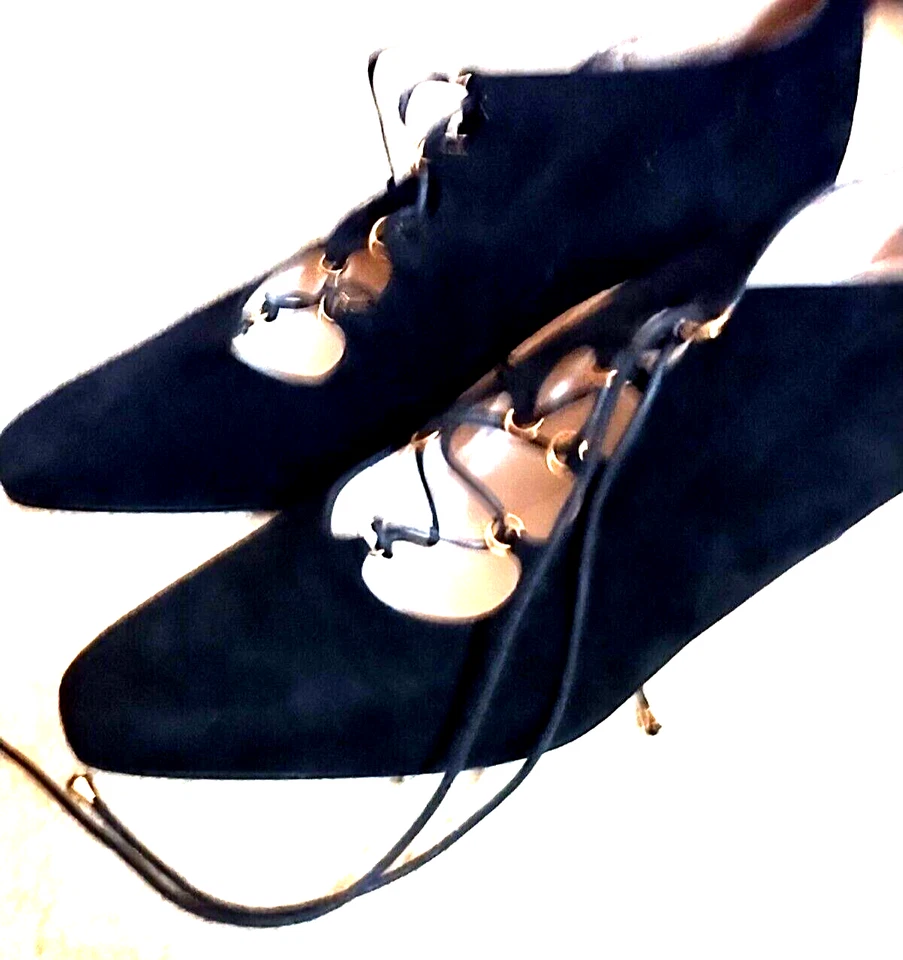 PRECIOSOS Zapatos de salón Paco GIL I. Magnin de gamuza negros talla 9B Foto 2 de 4