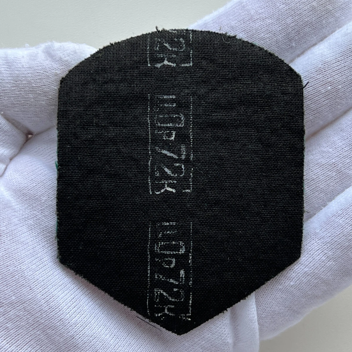 Vintage 1976-89, Soviet Military Store VOYENTORH MO USSR Patch Chevron.
