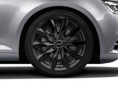 AUDI A4 18