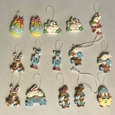 B Lot Of 15 Vintage Mini Resin Flat Back Easter Tree Ornaments Bunnies and Eggs