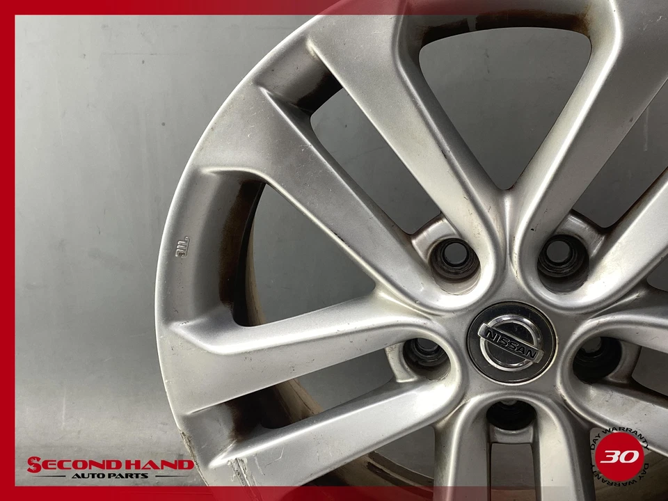 Llanta de aleación Nissan Juke 2011-2016 5 radios dobles 17x7 OEM, 560-62559 Foto 2 de 4