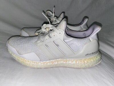 adidas gazelle silver green womens adidas ULTRABOOST 22 Running Shoes | Triple White