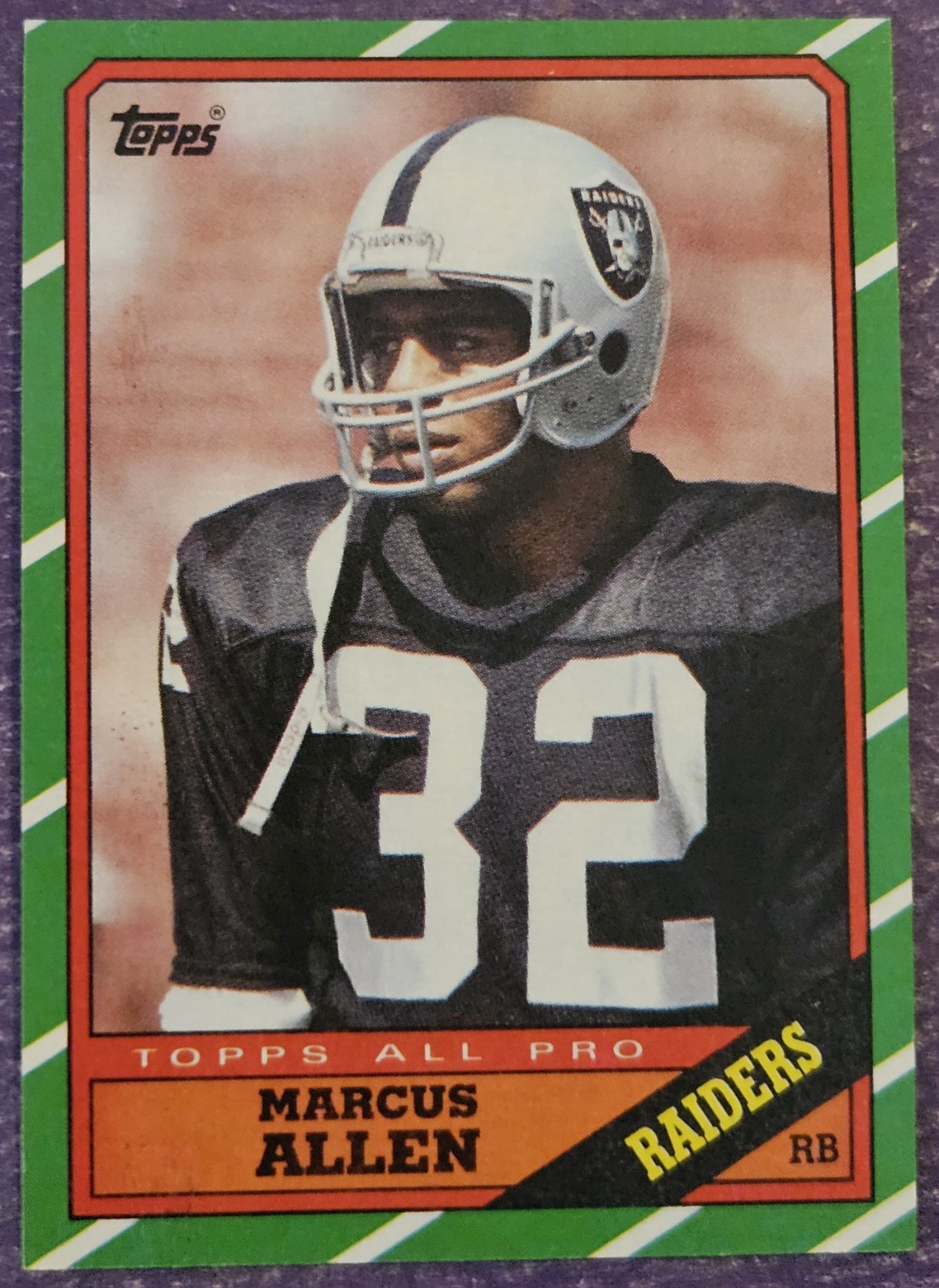 1986 Topps #62 Marcus Allen All-Pro Football card Los Angeles Raiders! HOF!