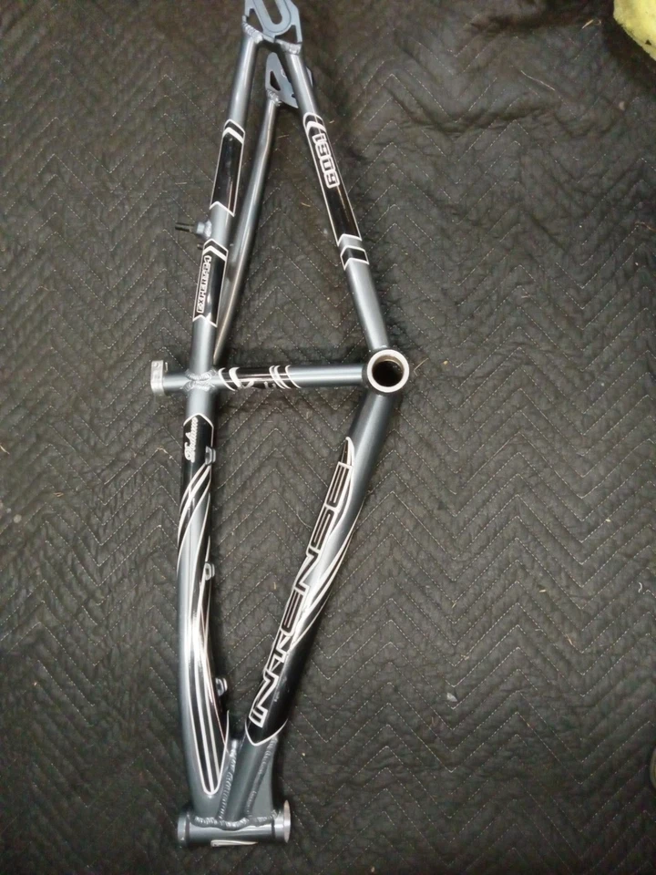 Cuadro de bicicleta BMX de aluminio intenso Podium Pro XL 6061 Foto 2 de 4