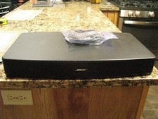 Bose Solo TV Sound System w/ Remote - Working