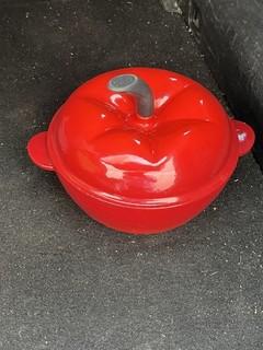 Berndes Cast Iron Casserole Dish And Lid Red Finish 19 Cms Unusual Design