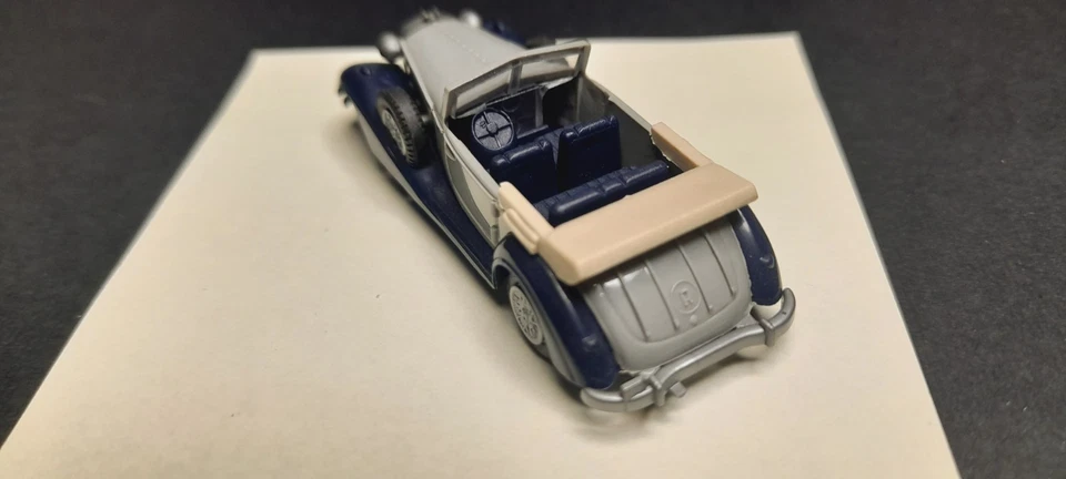 PRALINE W GERMANY - HORCH 853A - COME NUOVA - Immagine 3 di 4