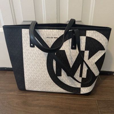 Michael Kors Carter Large Open Tote Black/White MK Logo Print Silver Hardware