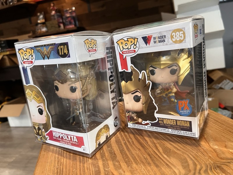 Funko Pop! Heroes Wonder Woman PX & Hippolyta 385 & 174 W Protectors Set