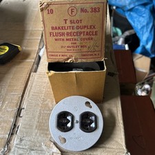Mounted Duplex Receptacle Outlet 3 1/4 Round Industrial Cover 15a 125v NOS