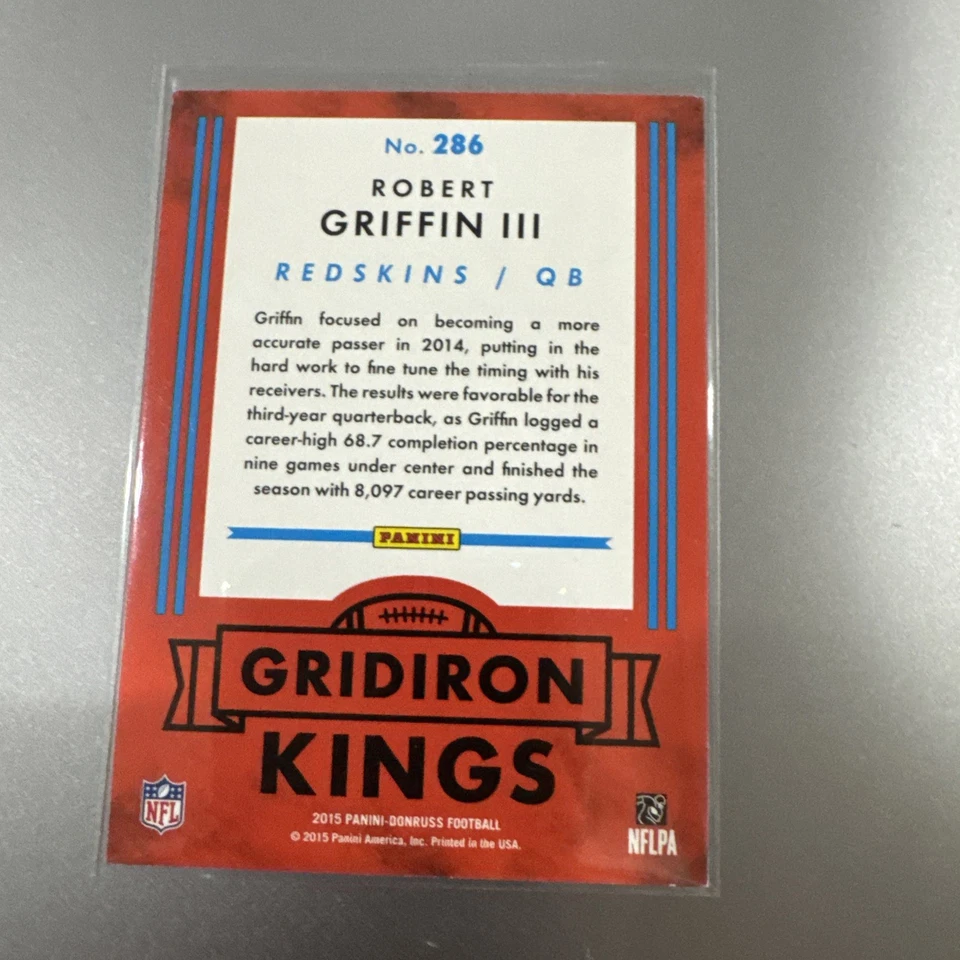2015 Panini Donruss Gridiron Kings Press Proof Purple /199 Robert Griffin 3 #286 - Image 2 of 3