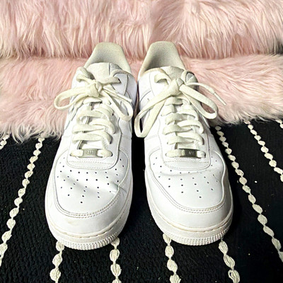 Nike Air Force 1 Low Men's Low Top Lace-Up Leather Sneakers White Rubber Sole