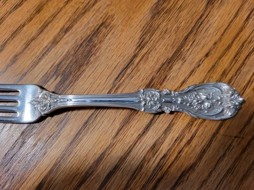 1941 42 pc Reed & Barton Sterling Silver Table ware set.