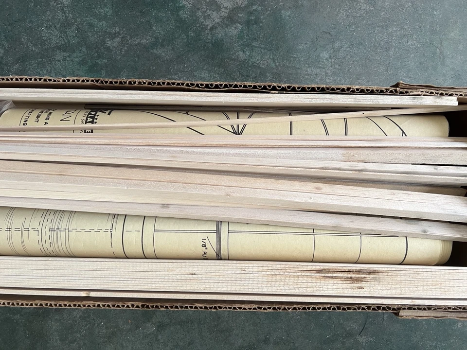 Kit de avión modelo balsa clásico vintage RERE TITAN 120 NUEVA CAJA ABIERTA Foto 3 de 4