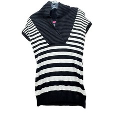 Vintage Y2K - Black and White Striped Fairy Emo Mall Goth Top Shirt Size XL