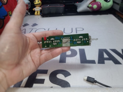 Nintendo Super Famicom *Puerto del controlador VACÍO/DESNUDO OEM repuesto SOLO-Bueno - Imagen 7 de 11