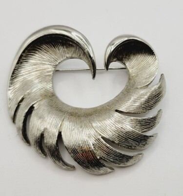 Torino Dome Brooch Pin Abstract Floral Brushed Silver Tone Metal Vintage 