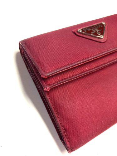 PRADA VINTAGE TRIANGLE EMBLEM POCONO NYLON LEATHER WALLET TRIFOLD ITALY RED - Picture 22 of 24