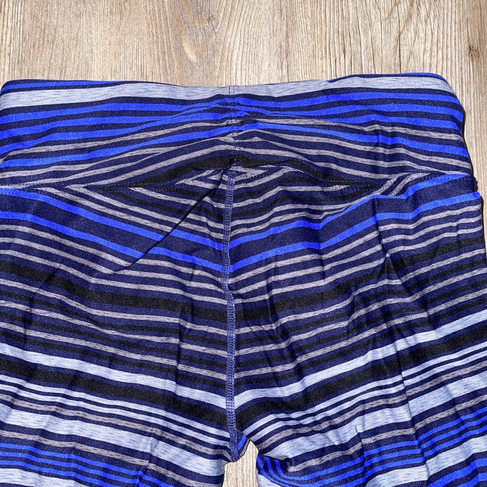 Calvin Klein Women Yoga Work Out Leggings Blue Stripes Moisture Wicking Size S thumbnail 5