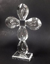 NEW OLEG CASINI STYLE DIAMOND CUT GLASS  CARVED CRYSTAL CROSS FIGURINE 