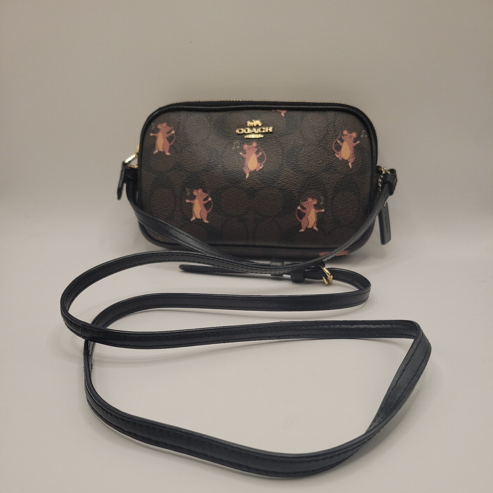 2019 Coach Pink Party Mouse Signature Logo Brown Small Cross