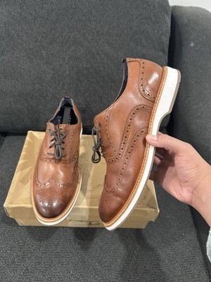 Size 9.5 Men display picture 2