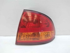 Feu arrière Chevrolet ALERO