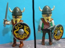 PLAYMOBIL: CAPO GUERRIERO VICHINGO con SPADA e SCUDO - COME DA FOTO