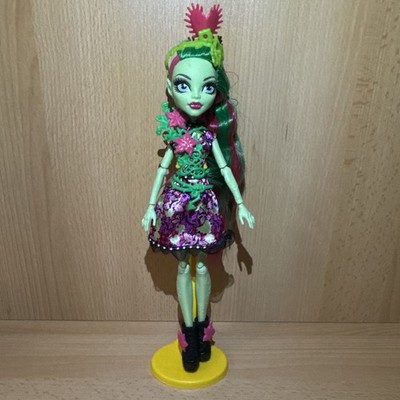 G2 Monster High 2016 Party Ghouls Venus McFlytrap Doll Mattel