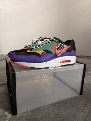Size 10.5 - Nike Air Max 1 SE Windbreaker