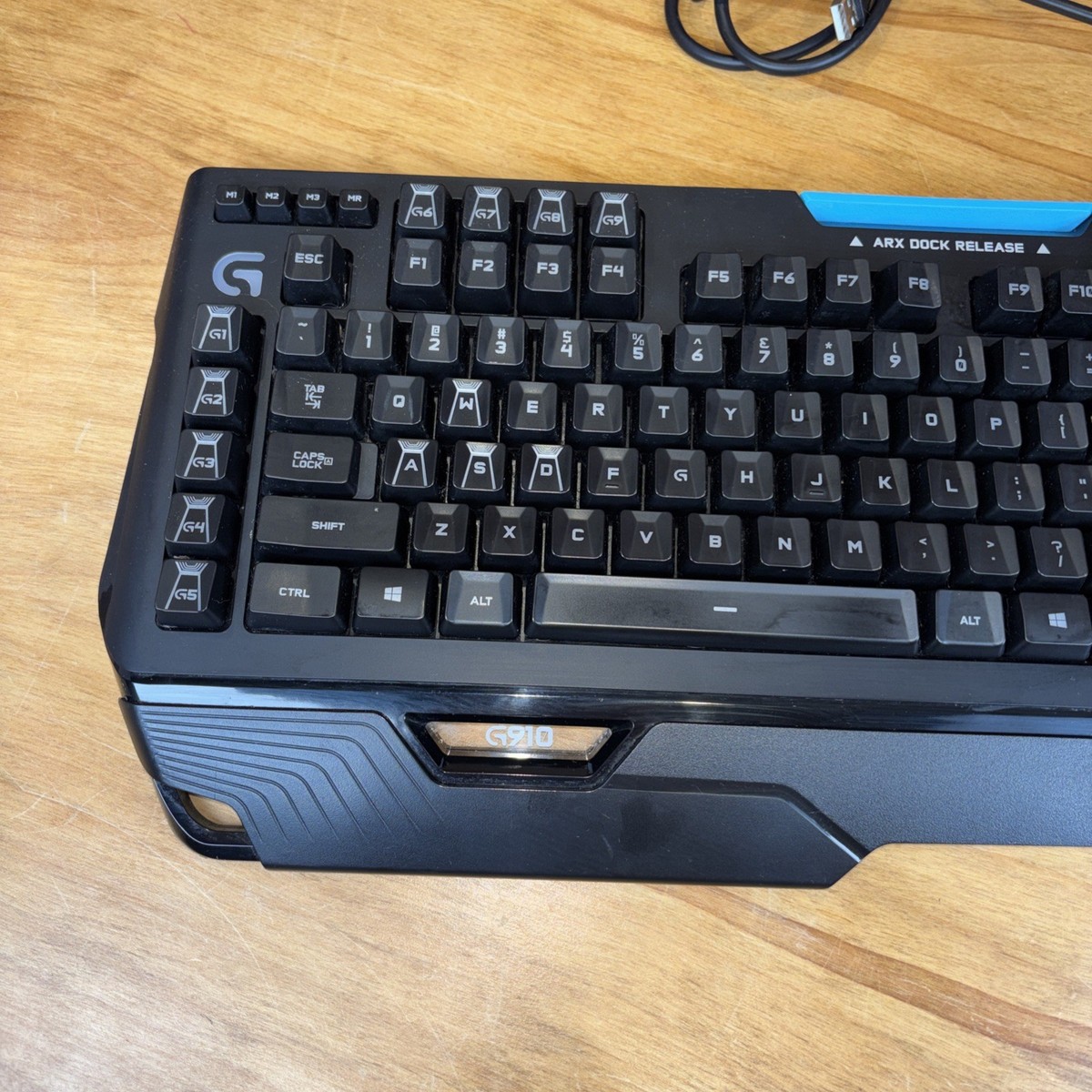 Logitech G910 Orion Spectrum RGB Mechanical Gaming Keyboard Tested