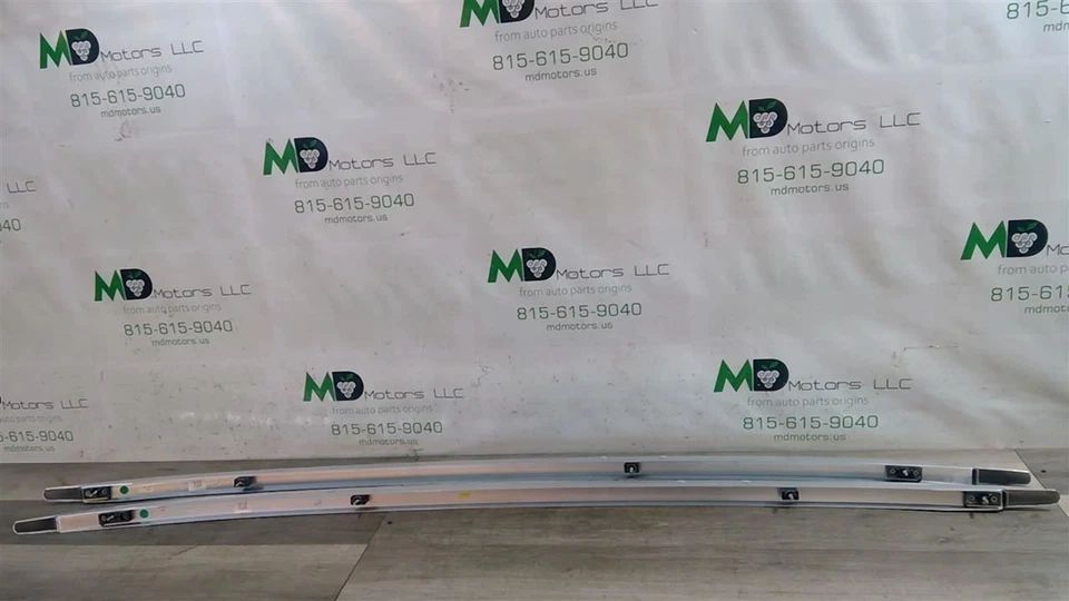 2022-2024 BUICK ENCLAVE ROOF RAIL LUGGAGE CARRIER RACK OEM 84669581 / 84669582 - Image 2 of 4