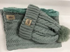 UGG GREEN INFINITY HAT AND SCARF SET  FLEECE LINED