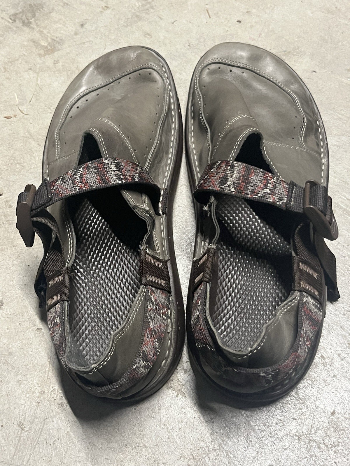 RARE men’s Chaco ToeCoop Vibram Jade Olive Green leather waterproof clogs 13 /46 image 3