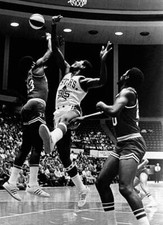 Cincinnatus Powell Of The Dallas Stars Old Basketball Photo
