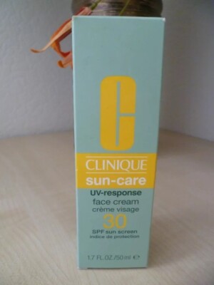 NEU UND VERPACKT Clinique SUN CARE SCREEN LSF 30 GESICHTSCREME 50ML UV RESPONSE