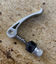 BOB Revolution SE Stroller Rear Wheel Quick Release Lever Locks Replacement Part