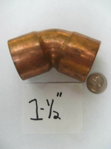 1 1/2" COPPER 45 DEGREE ELBOW FOR 1 1/2" COPPER PIPE.
