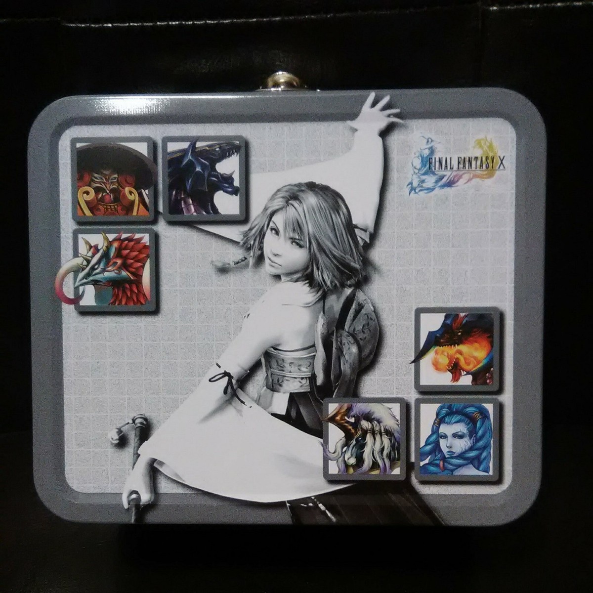 2002 FINAL FANTASY X COLLECTABLE YUNA LOGO MINI SIZE LUNCH BOX