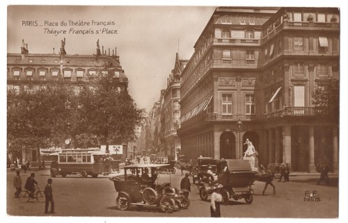 PARIS FRANCE POSTCARD PLACE DU THEATRE FRANCAIS AUTOS HORSES BIKE 092820 P