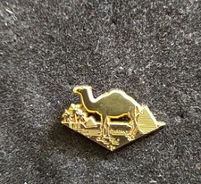 RARE PIN'S PINS CAMEL Tabac Dromadaire- Pyramide - Palmier - Arthus Bertrand