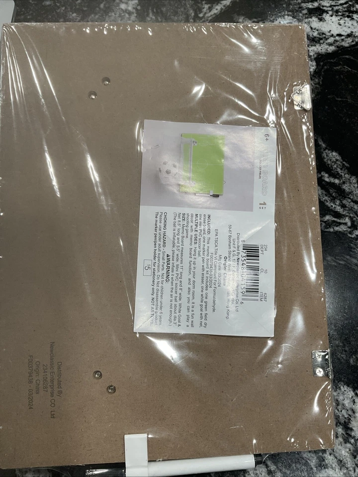 New Classic Soccer Field Memo Board With Net And Pen - Image 2 of 2