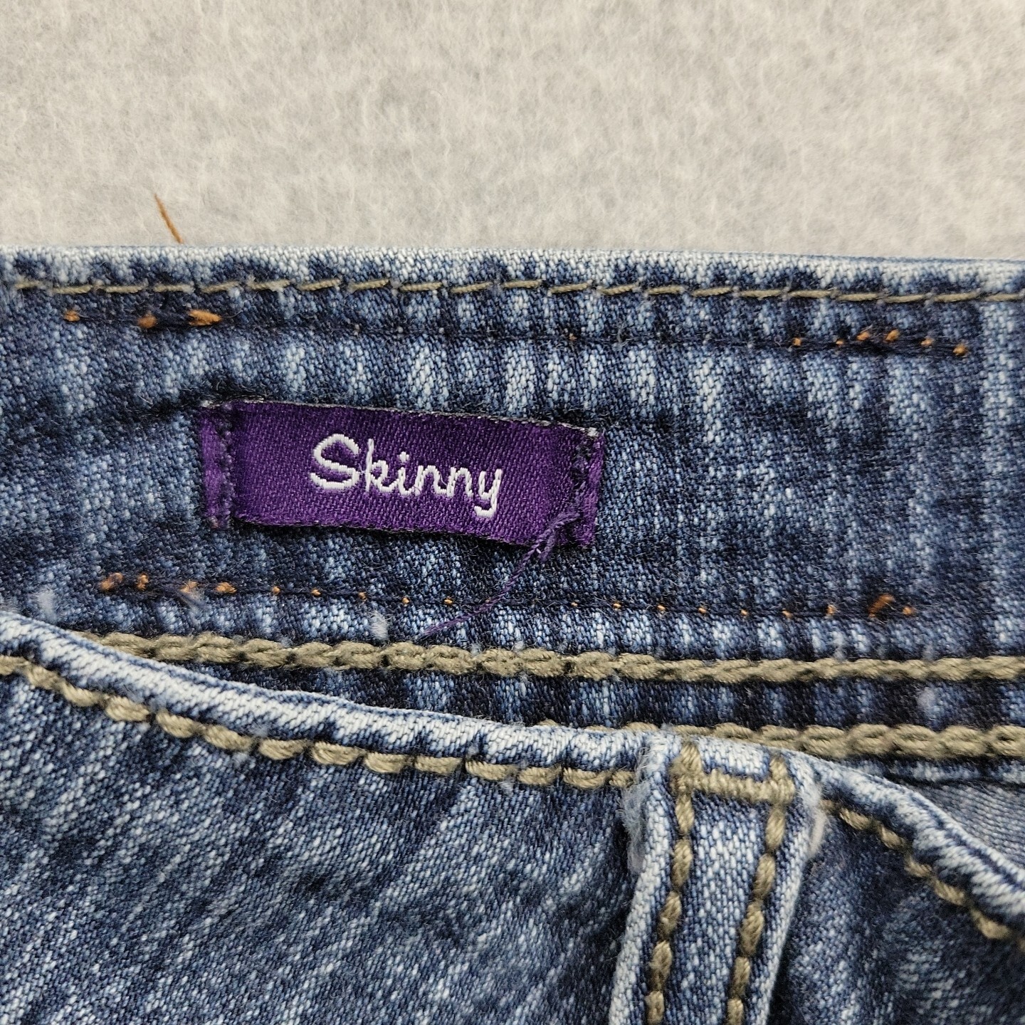 VGS Jeans Womens 12 Skinny Mid Rise Stretch Embroidered Blue Denim 33 x