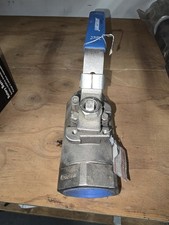 Jamesbury Stainless Steel Manual Ball Valve 2 in NPT 1000 psi WOG 150 psi WSP